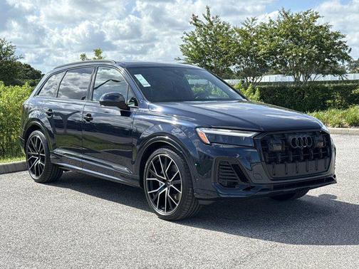 2025 Audi Q7 55 Premium Plus