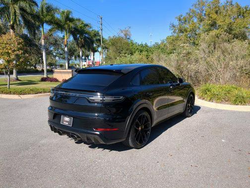 2023 Porsche Cayenne Turbo GT