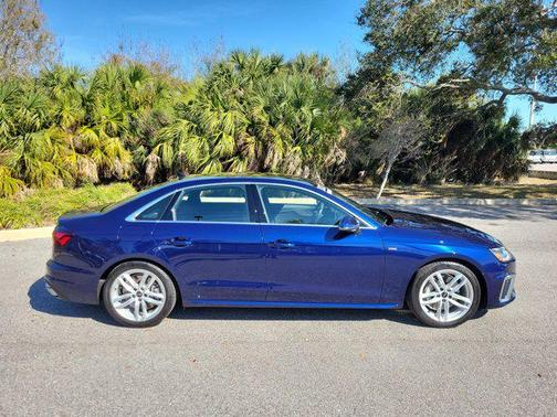 2023 Audi A4 45 S line Premium
