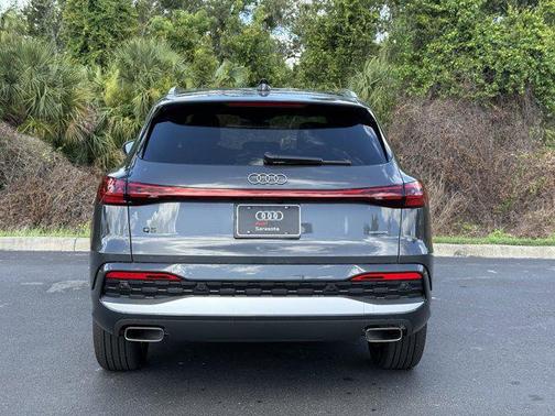2025 Audi Q5 Premium