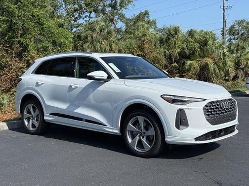 2025 Audi Q5 Premium Plus