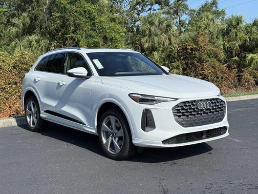 2025 Audi Q5 Premium Plus