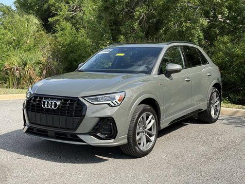 2025 Audi Q3 Premium 45 TFSI S line quattro Tiptronic
