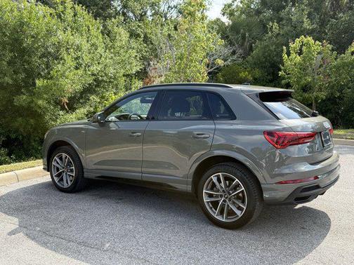 2025 Audi Q3 Premium 45 TFSI S line quattro Tiptronic