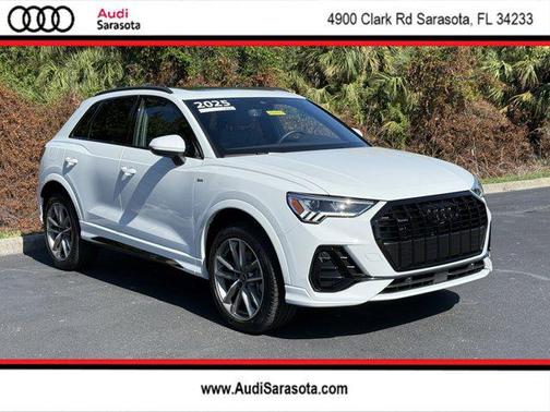 2025 Audi Q3 Premium 45 TFSI S line quattro Tiptronic