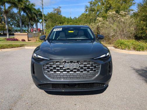 2025 Audi Q5 Premium TFSI quattro S tronic