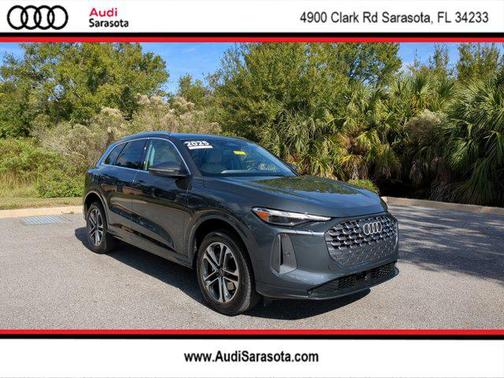 2025 Audi Q5 Premium TFSI quattro S tronic