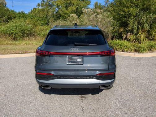 2025 Audi Q5 Premium TFSI quattro S tronic