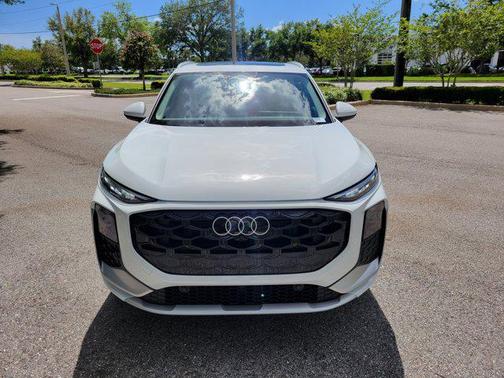 Arkona White 2026 Audi Q3 S line