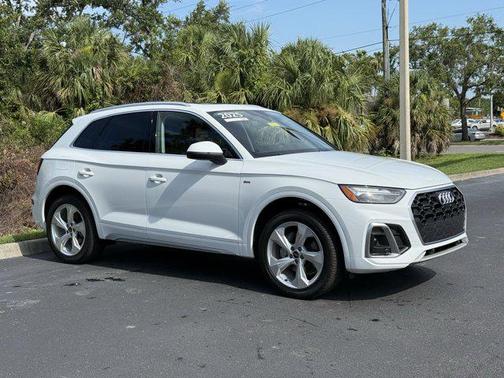 2025 Audi Q5 45 S line Premium Plus