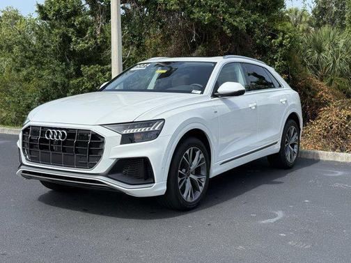 2023 Audi Q8 55 Premium Plus