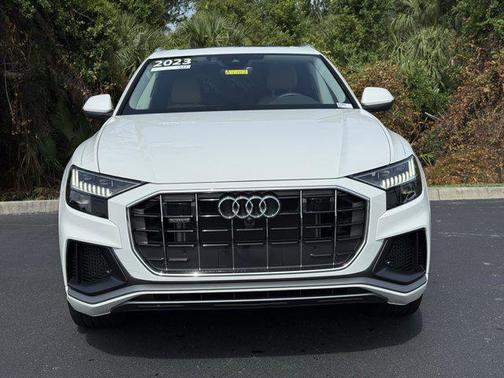 2023 Audi Q8 55 Premium Plus