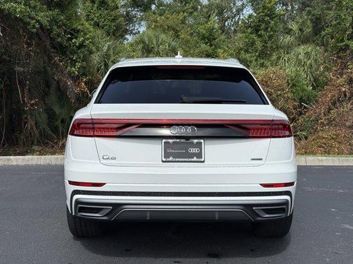 2023 Audi Q8 55 Premium Plus