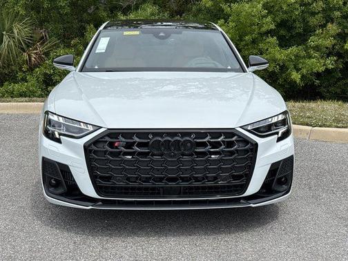 2025 Audi S8 4.0T