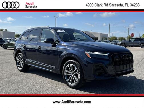 Waitomo Blue Metallic 2026 Audi Q7 45 Premium