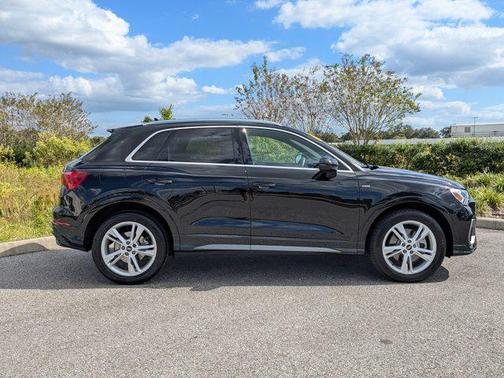 2022 Audi Q3 45 S line Premium Plus