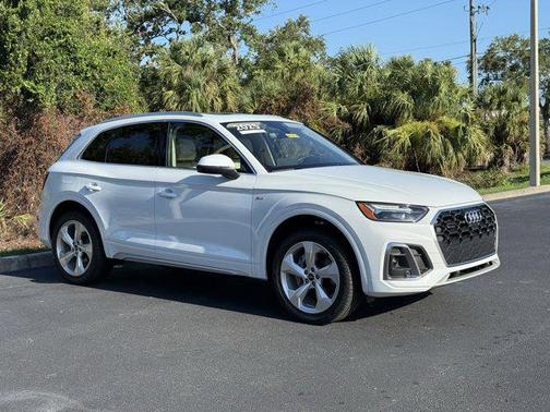 2025 Audi Q5 45 S line Premium Plus