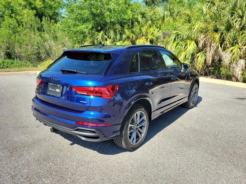 Navarra Blue Metallic 2025 Audi Q3 Premium 45 TFSI S line quattro Tiptronic