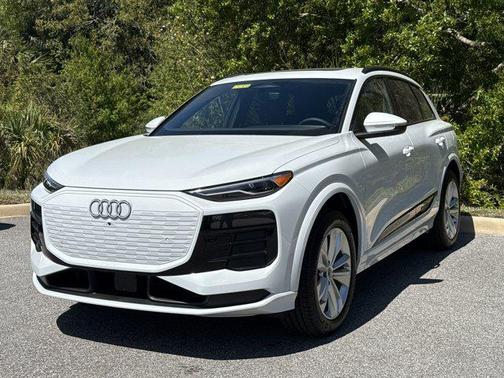 2025 Audi Q6 e-tron Premium
