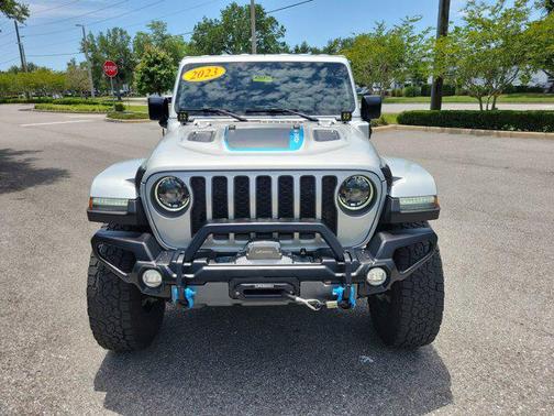 Silver Zynith Clearcoat 2023 Jeep Wrangler 4xe Rubicon