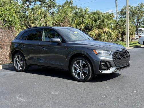 2025 Audi Q5 45 S line Premium