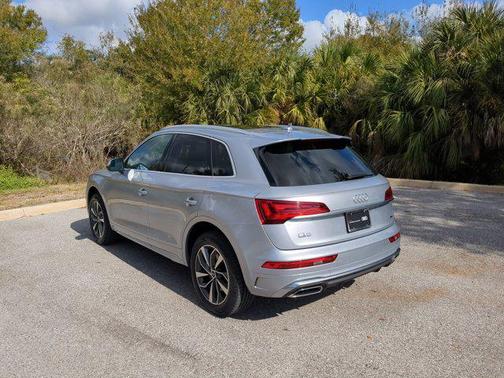 2022 Audi Q5 45 S line Premium Plus