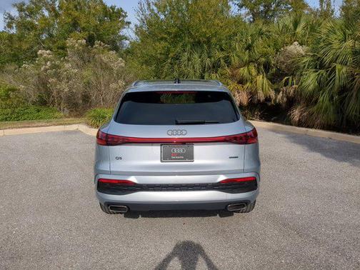 2025 Audi Q5 Premium Plus TFSI quattro S tronic