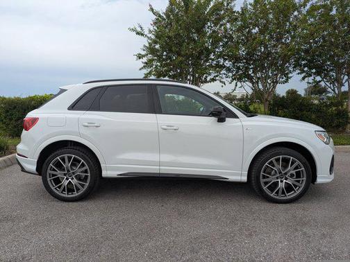 2025 Audi Q3 45 S line Premium Plus