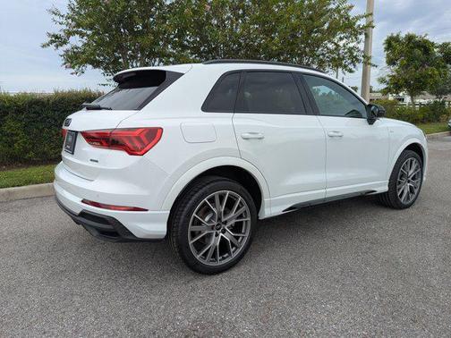 2025 Audi Q3 45 S line Premium Plus