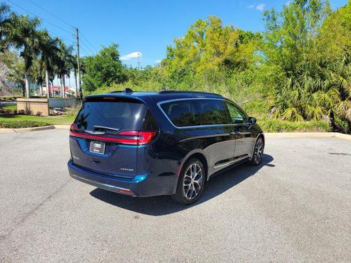 2022 Chrysler Pacifica Limited