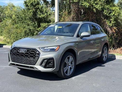 2025 Audi Q5 45 S line Premium