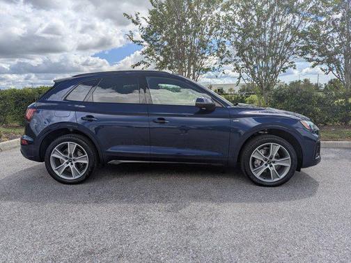 2025 Audi Q5 45 S line Premium