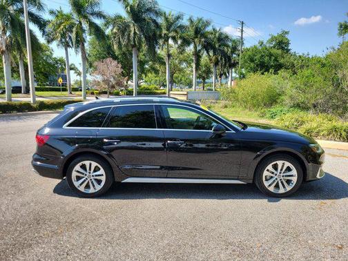 Mythos Black Metallic 2020 Audi A4 allroad 45 Premium