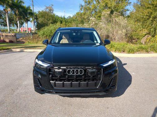 2026 Audi Q7 55 Premium Plus