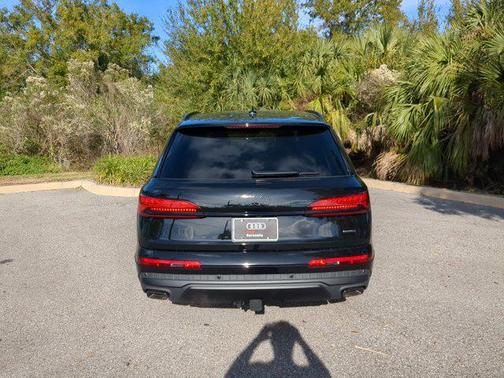 2026 Audi Q7 55 Premium Plus