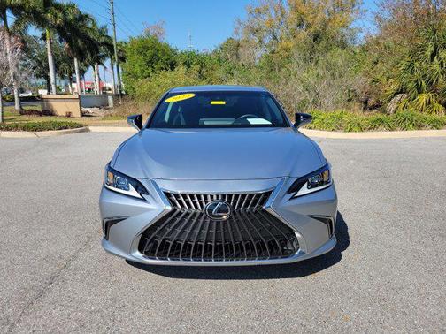 2023 Lexus ES 350 Base