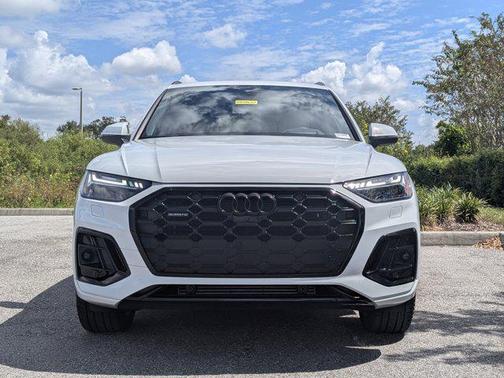 2025 Audi Q5 45 S line Prestige