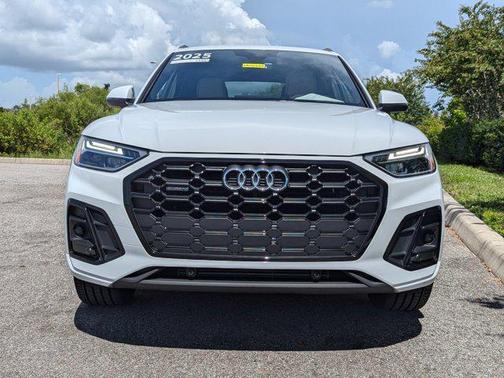 2025 Audi Q5 45 S line Premium