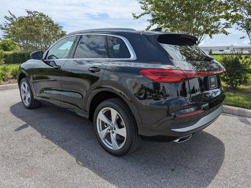2025 Audi Q5 Premium Plus