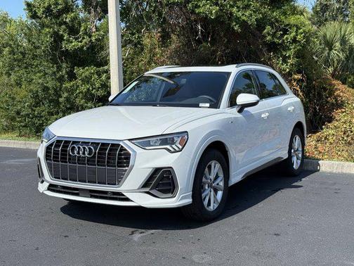 2025 Audi Q3 45 S line Premium Plus