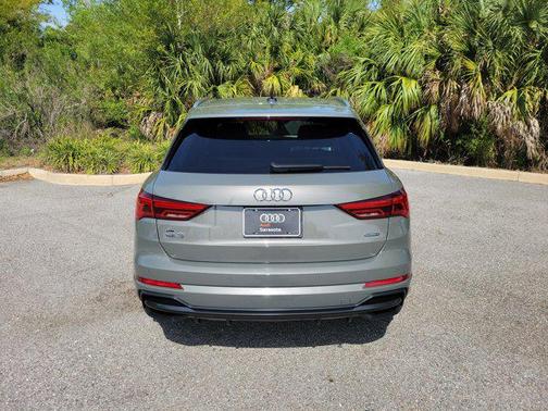 2021 Audi Q3 45 S line Premium