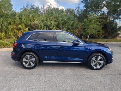2023 Audi Q5 40 Premium Plus