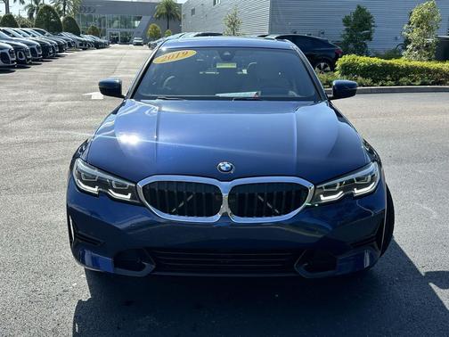 Mediterranean Blue Metallic 2019 BMW 330 330i
