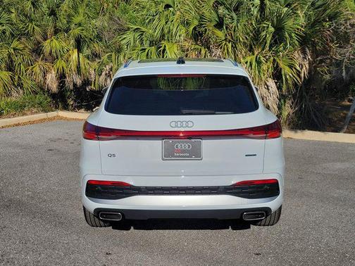 2025 Audi Q5 Prestige TFSI quattro S tronic