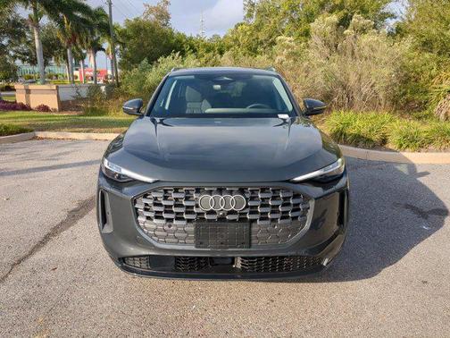 2025 Audi Q5 Premium Plus TFSI quattro S tronic