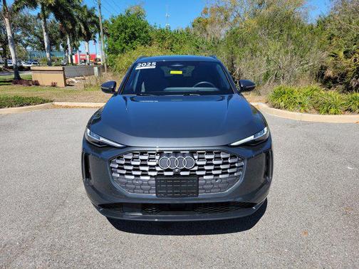 2025 Audi Q5 Premium Plus TFSI quattro S tronic