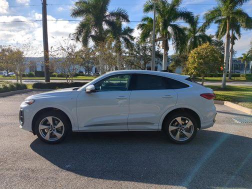 2025 Audi Q5 Premium Plus TFSI quattro S tronic