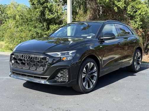 2025 Audi Q8 55 Prestige