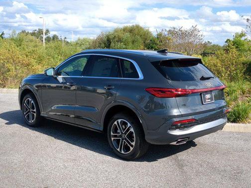 2025 Audi Q5 Premium