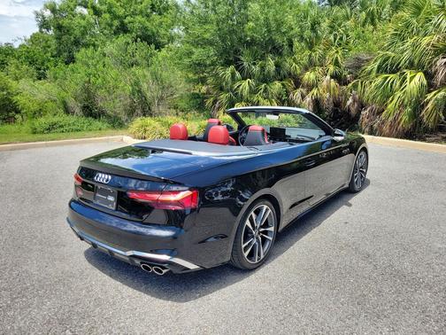 Mythos Black Metallic/Black Roof 2024 Audi S5 Premium Plus TFSI quattro Tiptronic